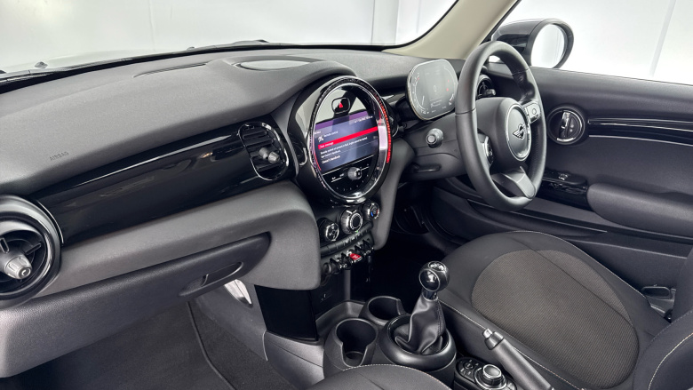 MINI Hatchback 1.5 Cooper Classic 3dr Petrol Hatchback